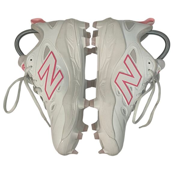 New Balance Unisex White Pink Fresh Foam Velo V4 Softball Cleats Sneakers 7.5 - Picture 3 of 12